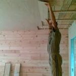 Монтаж ламелей на потолок